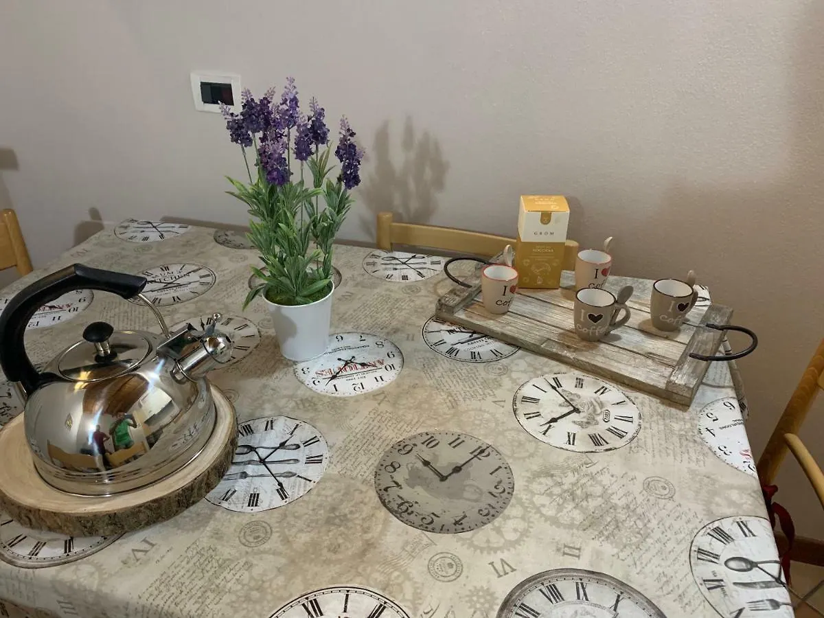 Apartment Ferienwohnung La Finestra Sul Duomo Di Pavia